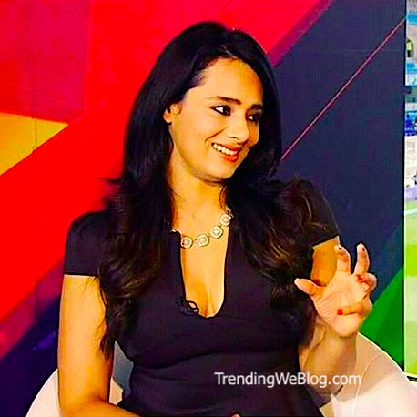 Mayanti Langer Photos